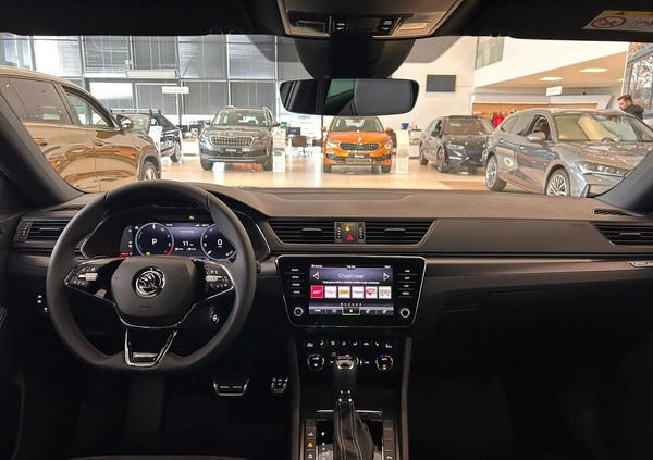 Skoda Superb cena 201990 przebieg: 1, rok produkcji 2024 z Kętrzyn małe 667